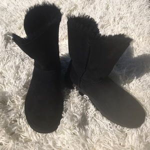 Black uggs 6